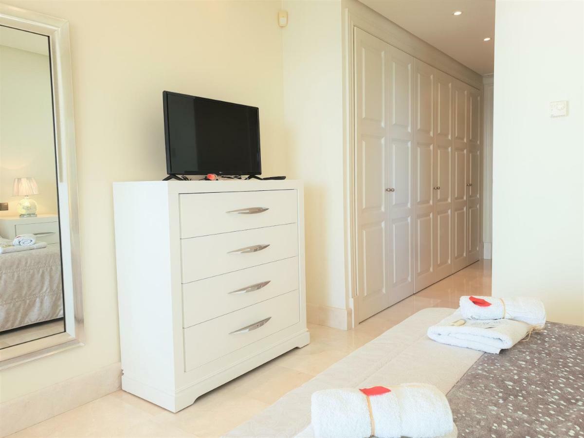 Luxury Apartment Frontal To The Sea In Estepona Doncella Beach 外观 照片