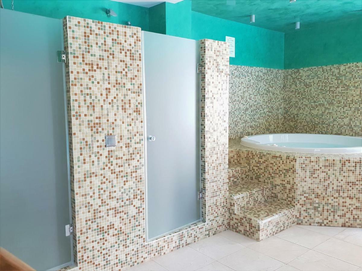 Luxury Apartment Frontal To The Sea In Estepona Doncella Beach 外观 照片